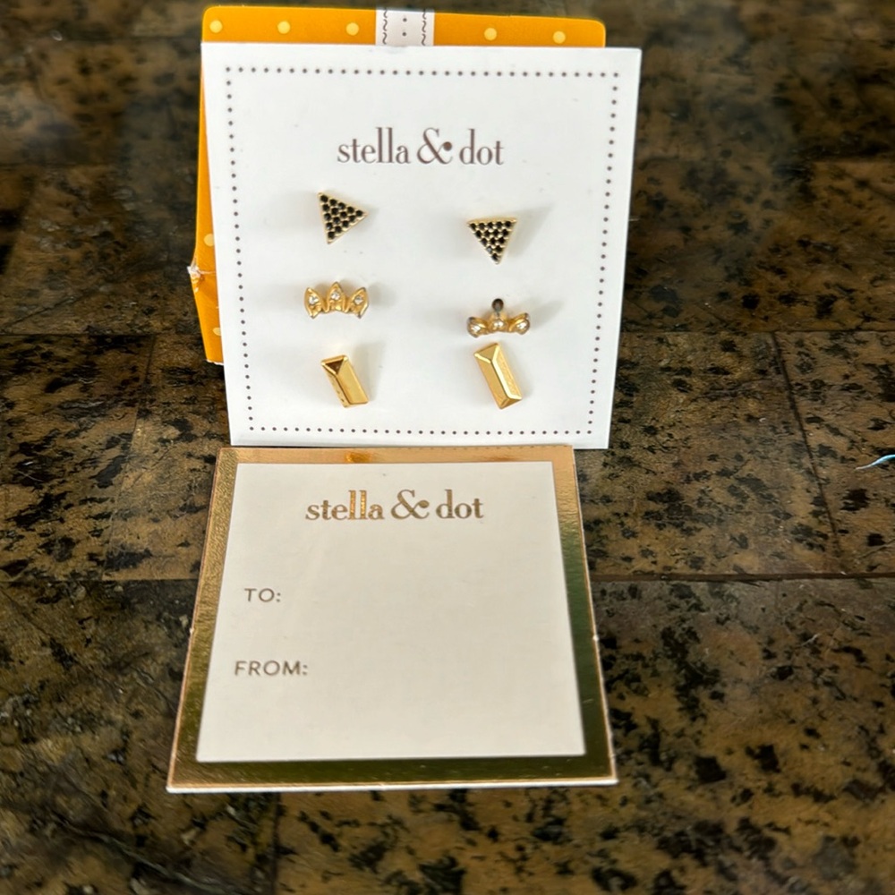 Stella & Dot Aurora Stud Pack